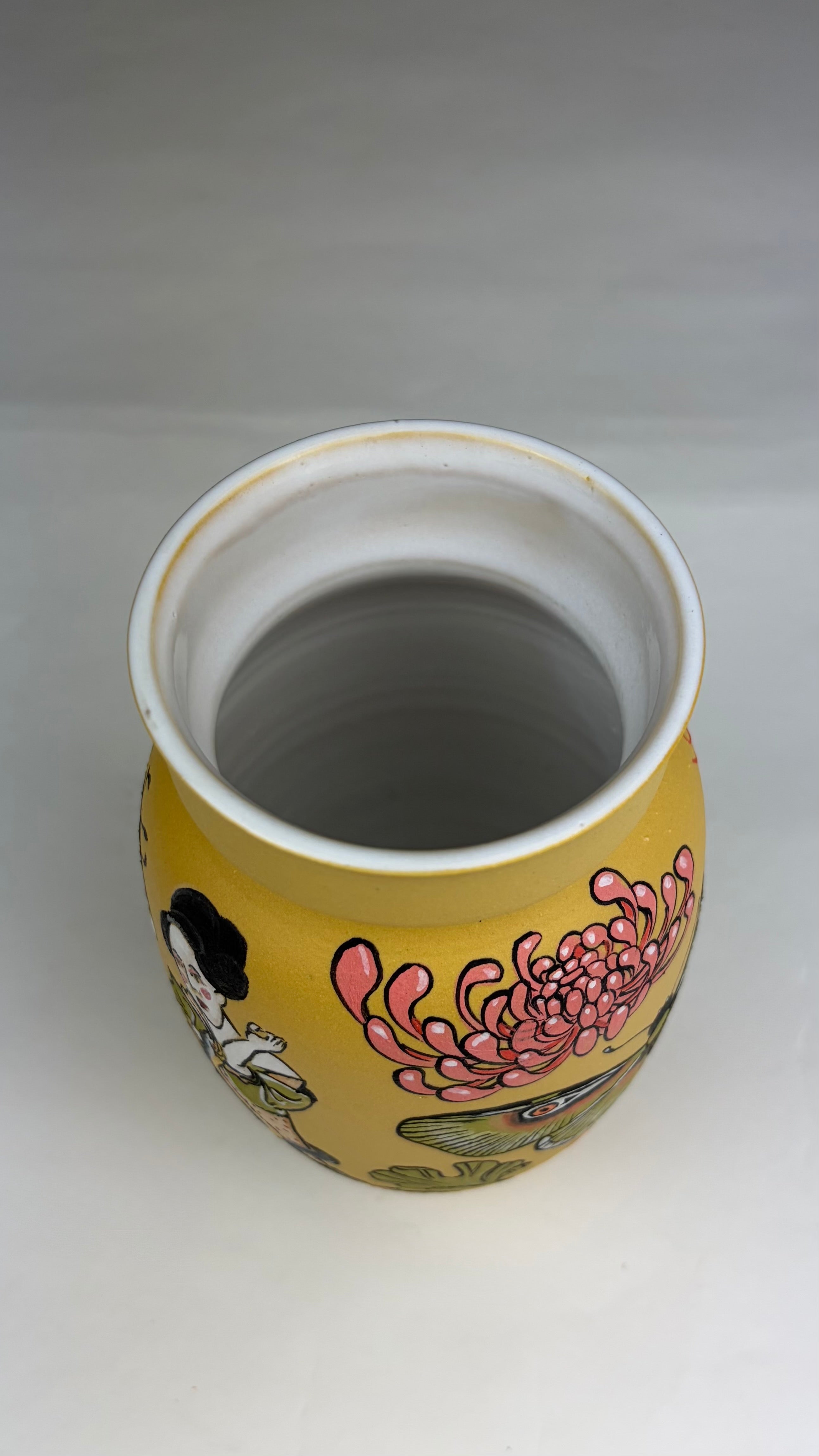 Vase with Geisha