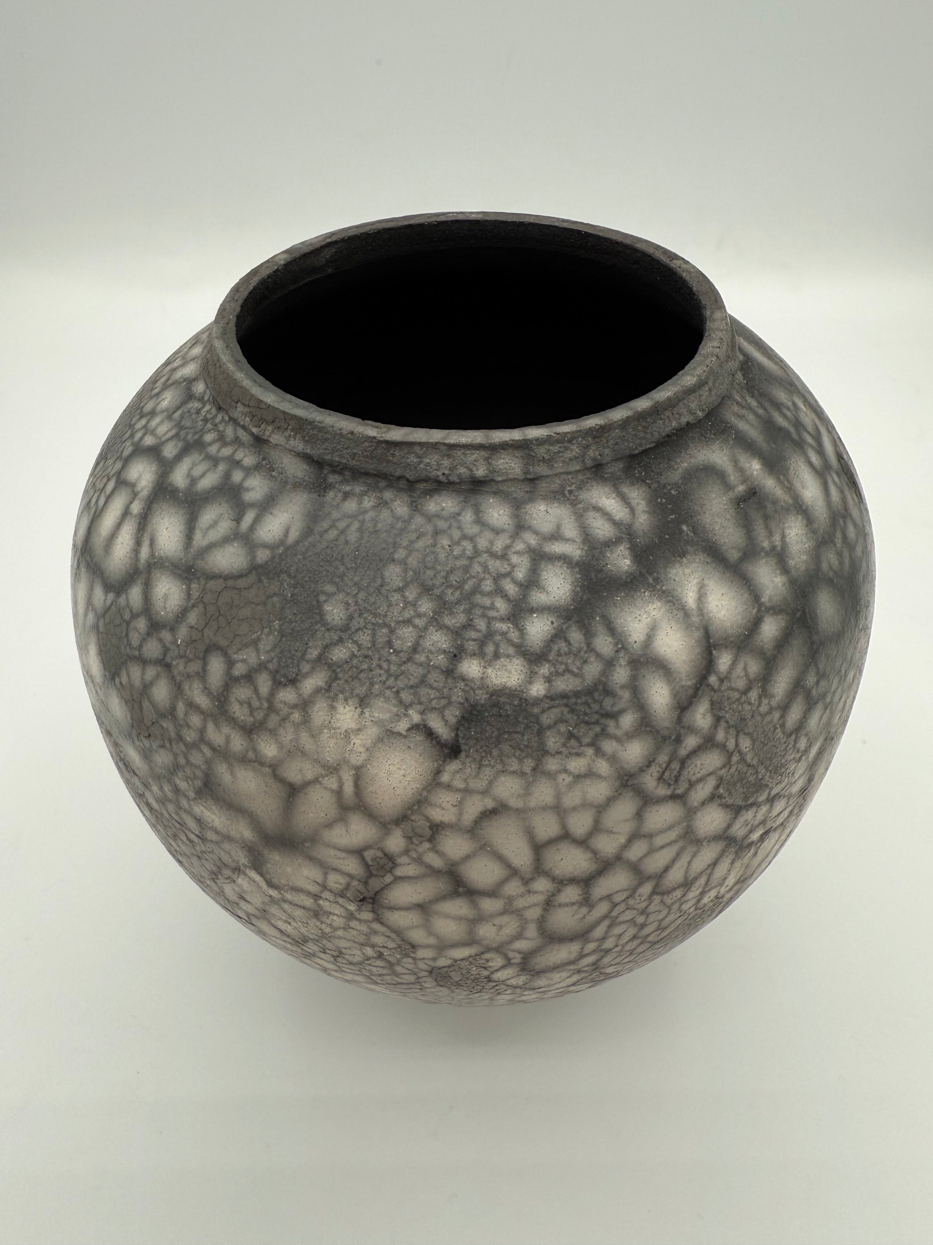 Raku vessel