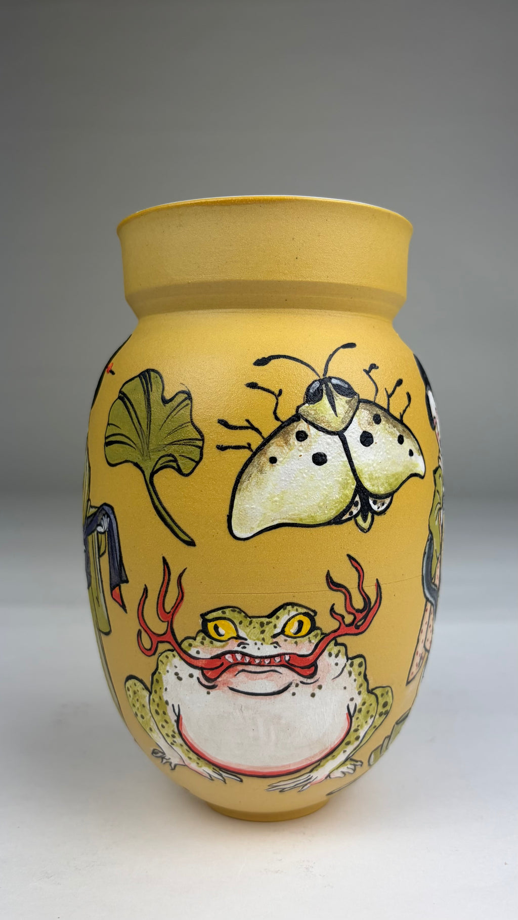 Vase with Geisha